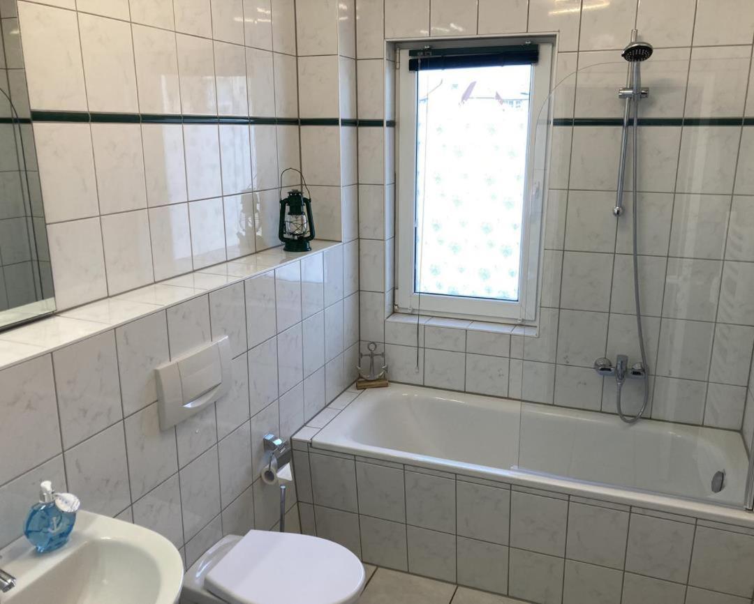 Wohnung 9 Meer-Ruhe Im Haus Stranddistel Komfortable Ferienwohnung Im 1 Og Fuer 4 Personen In Цингст Екстер'єр фото